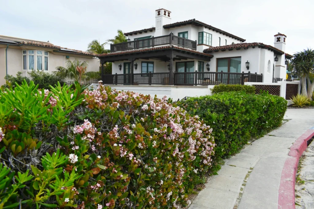 Homes for sale in Coronado with coastal real estate guidance